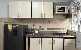 Acogedor Apartamento Pequeño e Independiente